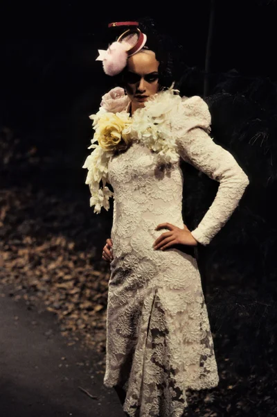 Look 30